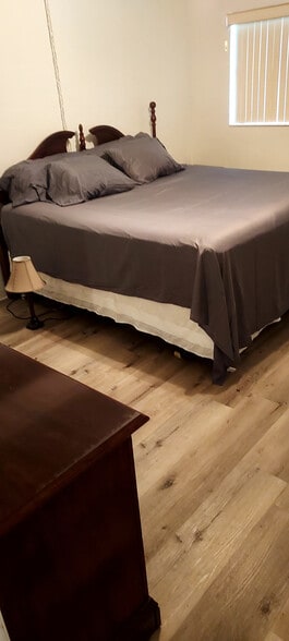 Building Photo - 6201 2nd St E