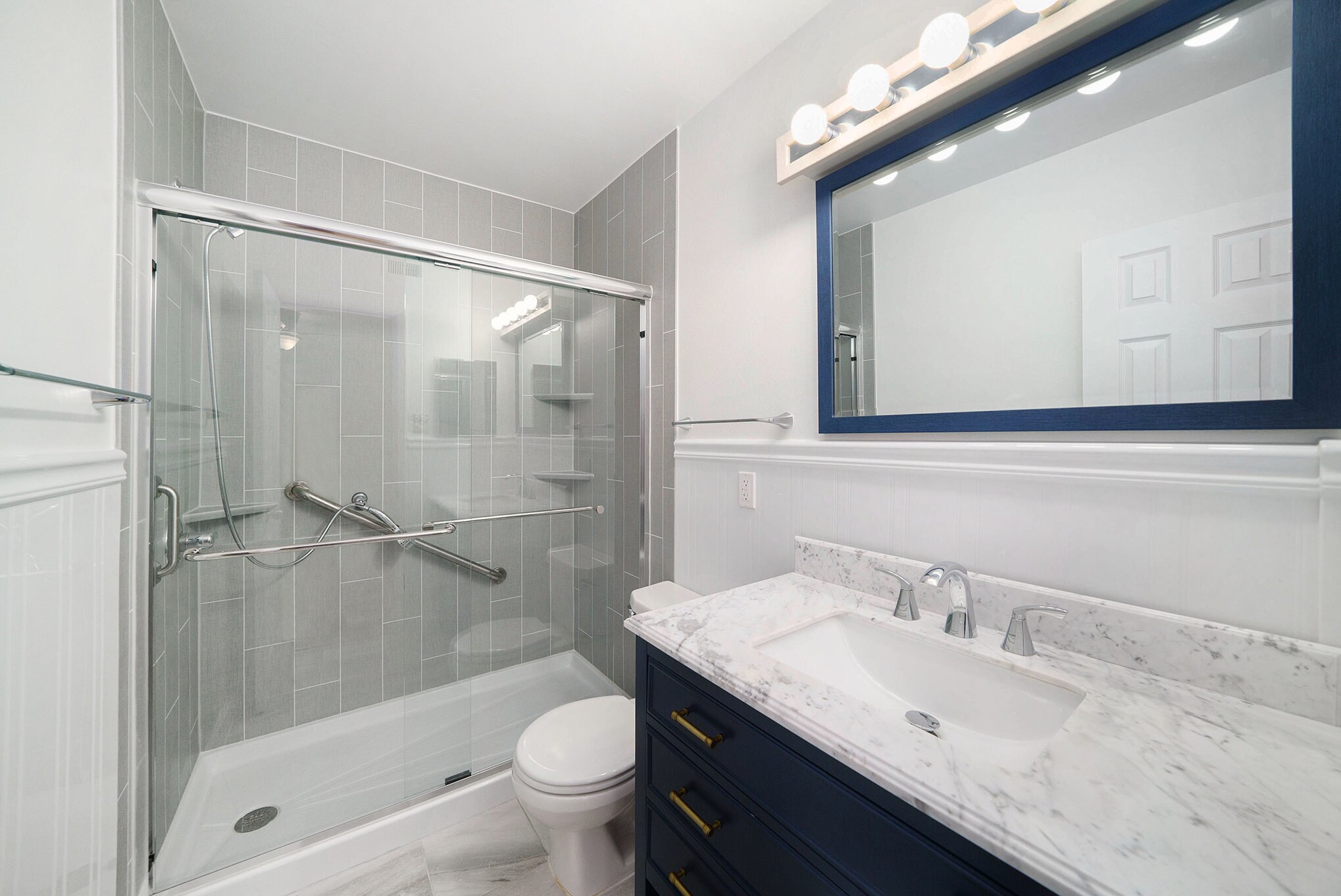 Building Photo - 4711 Travertine Dr