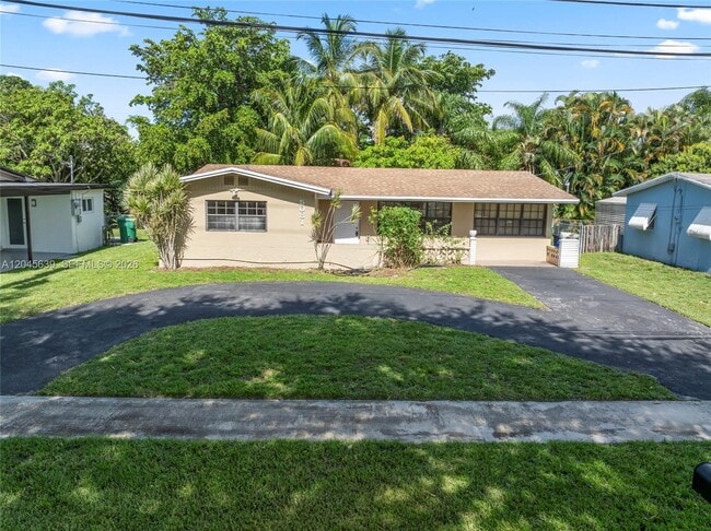 Building Photo - 5081 SW 95th Ave
