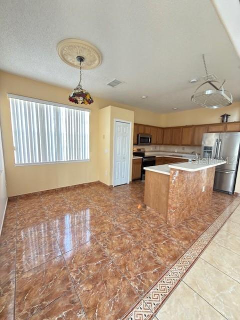 Building Photo - 1536 Sun Meadow Dr