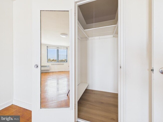 Building Photo - 2601 Pennsylvania Ave