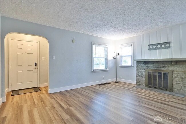 Building Photo - 1916 Shroyer Rd