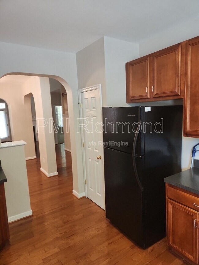 Building Photo - 1252 Providence Knoll Dr