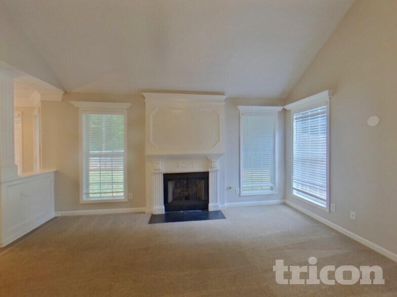 Building Photo - 4298 Abram Dr