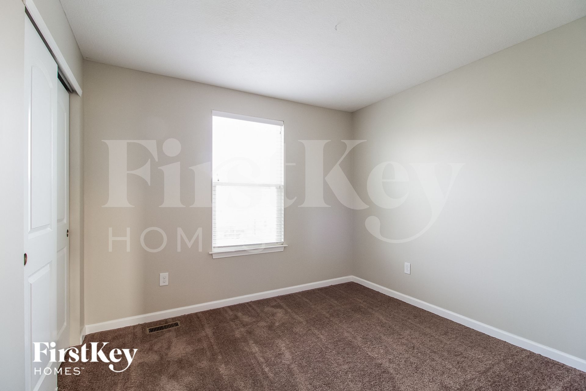 Building Photo - 283 Glen Crossing Dr