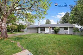 Building Photo - Tumwater rambler with 3bdrms 1.75 baths 2 ...