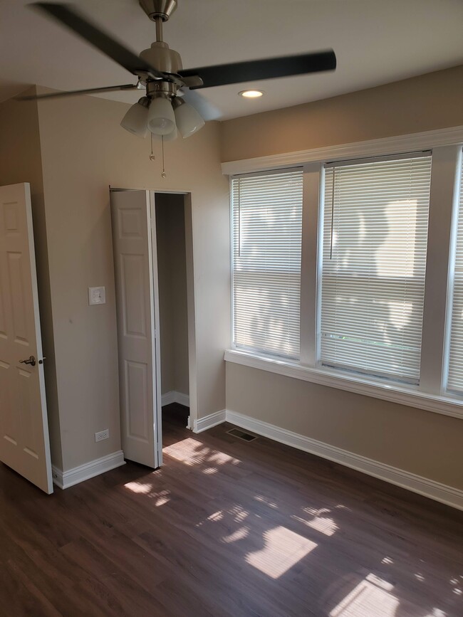 Front Bedroom - 704 E 76th St