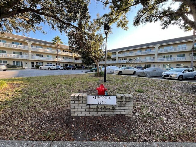 Building Photo - 2253 Norwegian Dr