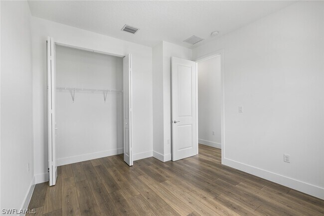 Building Photo - 5693 Cassidy Ln