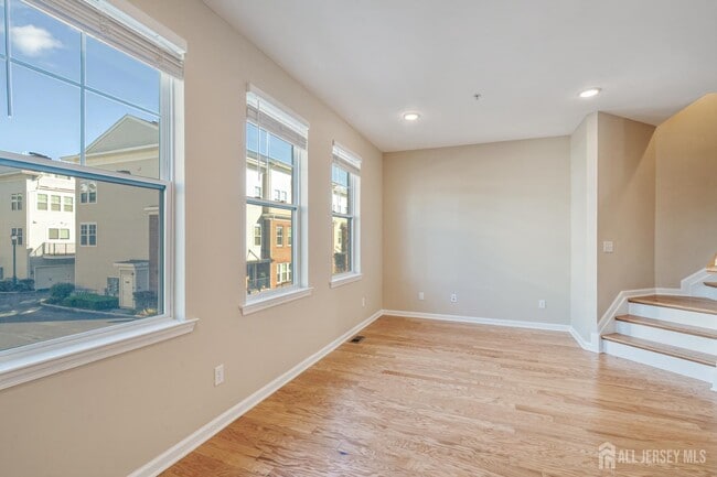 Building Photo - 57 Cannon St