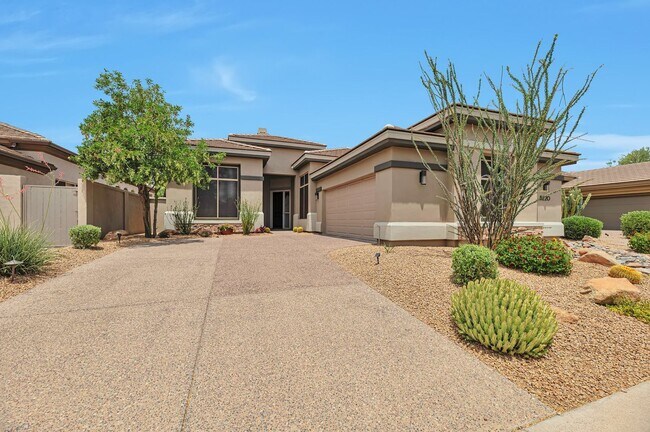 Building Photo - Stylish 2-Bedroom Home with Resort-Style A...