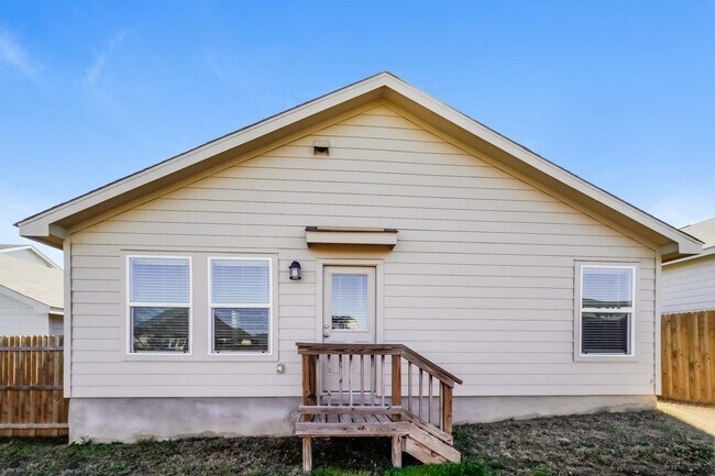 Building Photo - 6443 Cibolo Springs