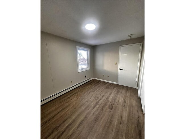 Building Photo - 453 13th Ave NW