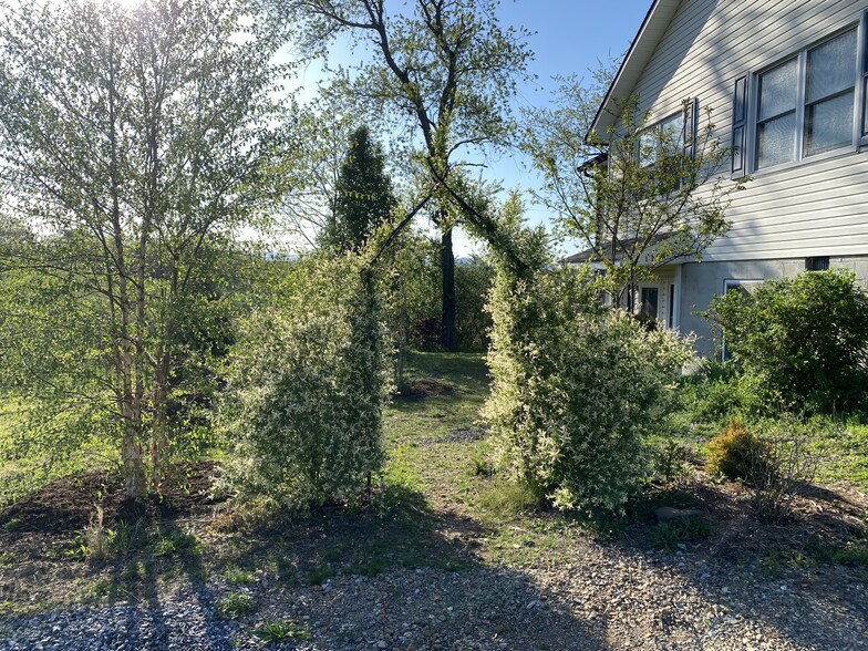 Building Photo - 110 Horizon Meadows Rd