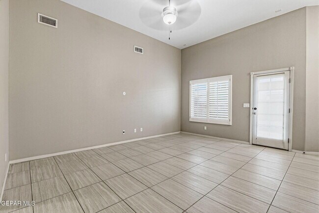 Building Photo - 14949 Jerry Armstrong Ct