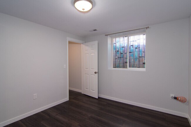 Building Photo - **Coming Soon** 3 Bed 2 Bath fully updated home adjacent to park & shopping