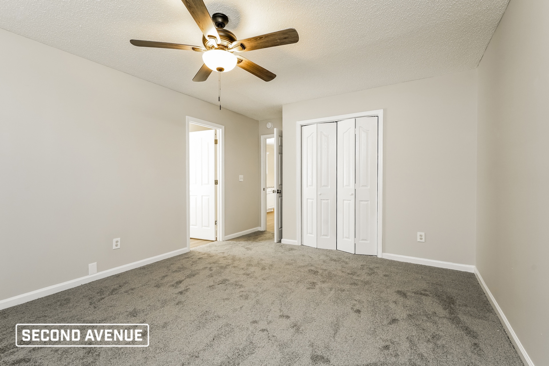 Building Photo - 10784 Knotty Pine Pl