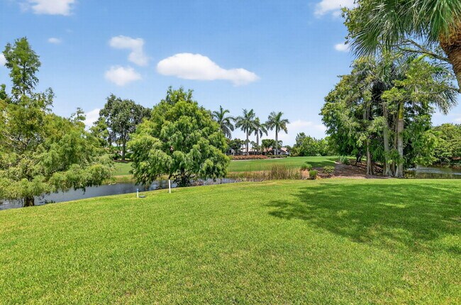 Building Photo - 15718 Loch Maree Ln