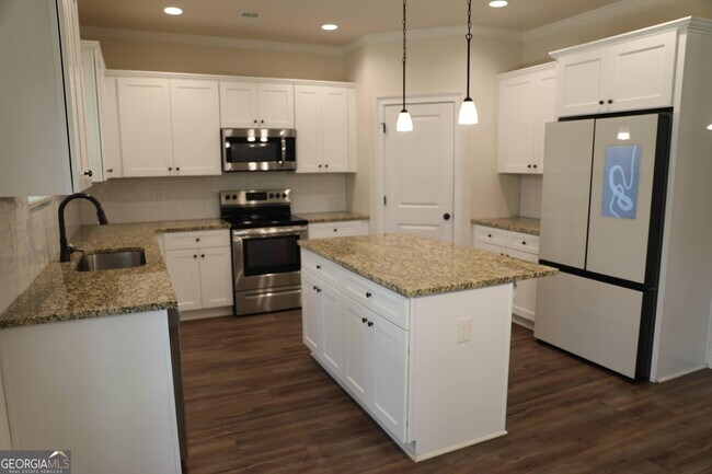 Building Photo - 225 Barnett Ln Ln
