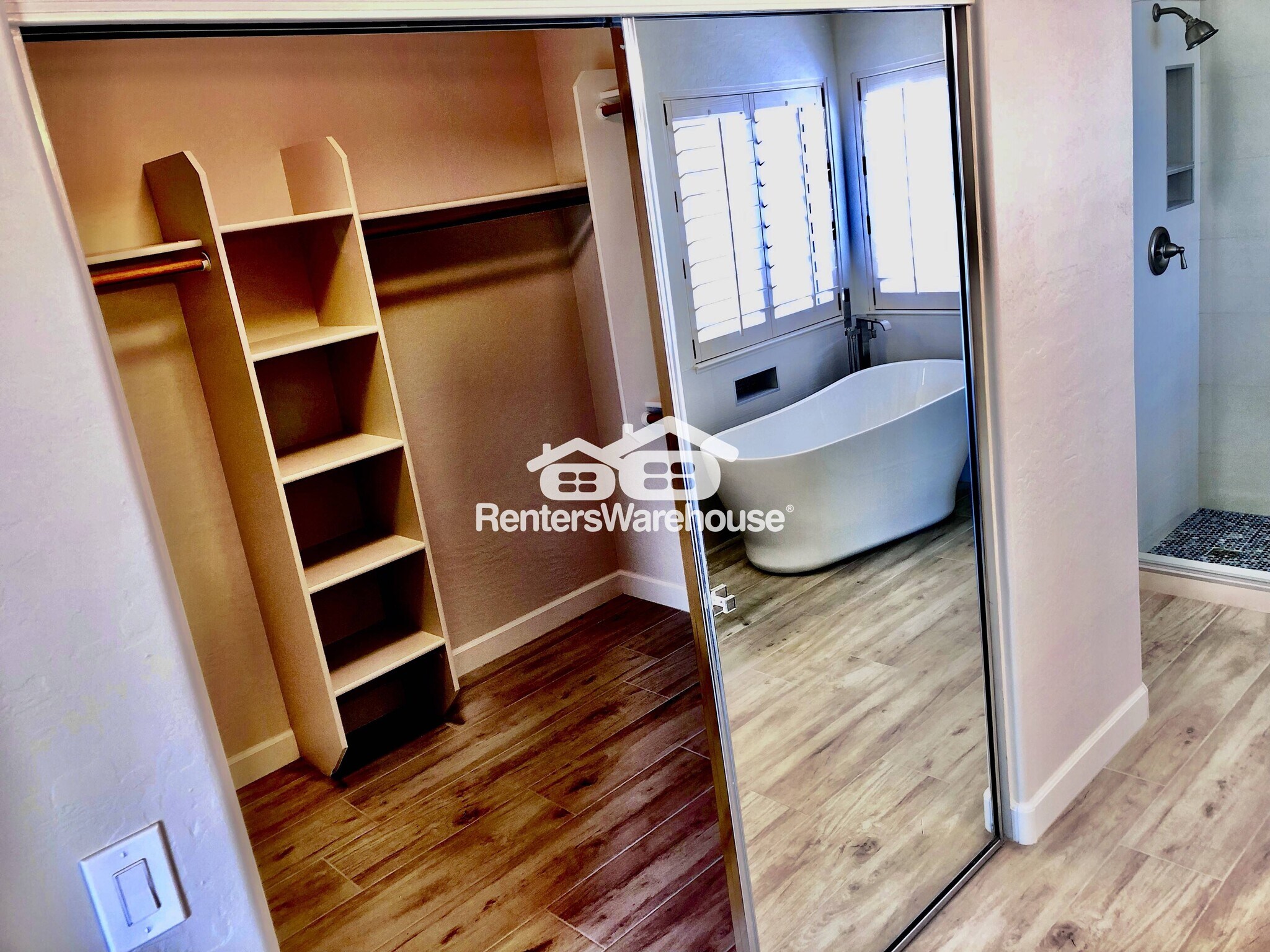 Building Photo - 6340 W Tonopah Dr