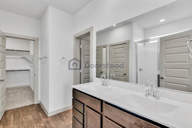 Building Photo - 101 Wichita River Rd