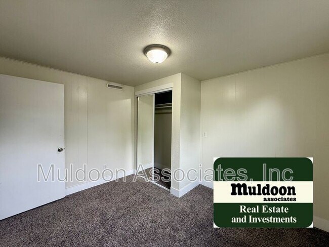 Building Photo - 3965 Colony Hills Cir