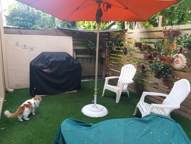 Building Photo - 3412 Franklin Ave