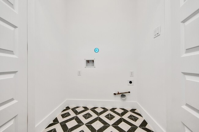 Building Photo - 9309 Caddo Rd