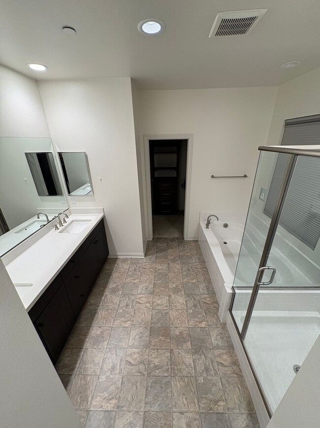 Building Photo - Imperial Beach Home Minutes from the beach