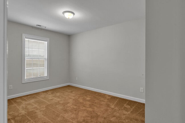 Building Photo - 202 Browns Ferry Rd