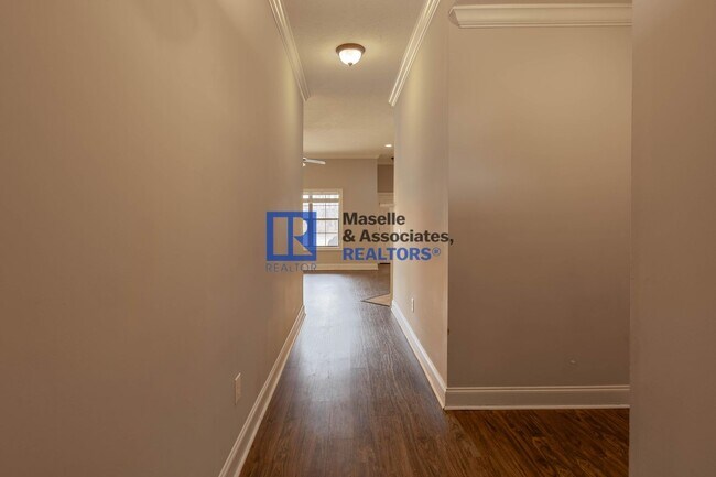 Building Photo - 125 Mason Way
