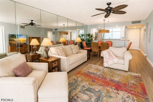 Building Photo - 4203 Bay Beach Ln