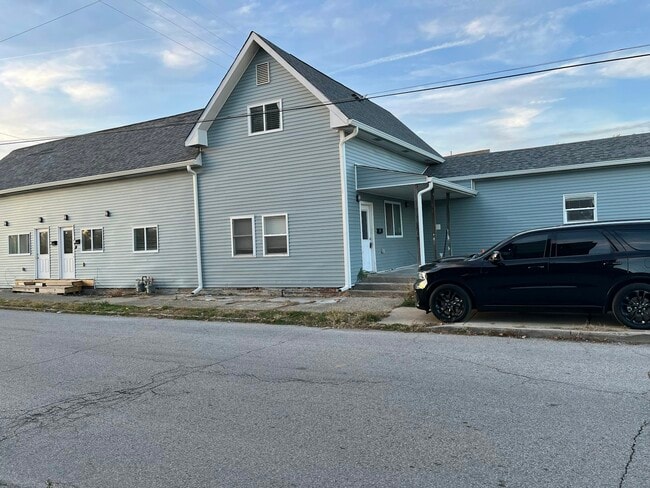 Building Photo - 1518 Howard St