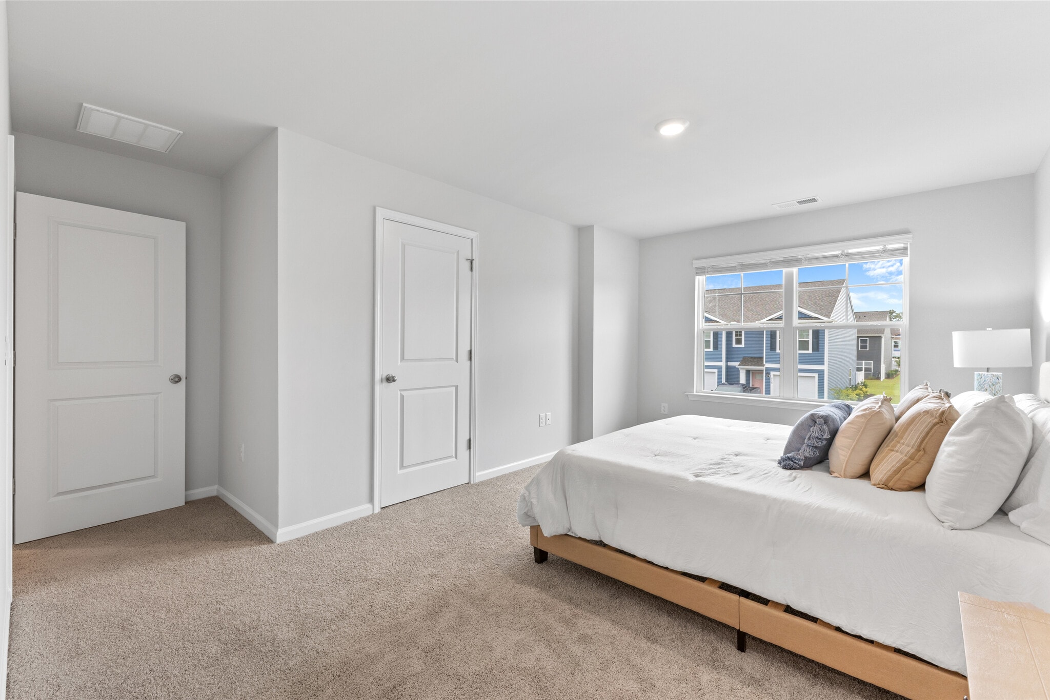 Master Bedroom includes a large walk in closet - 4162 High Glen Dr