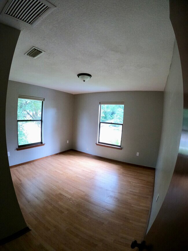 Bedroom Upstairs - 32 S Lake Cortez Dr