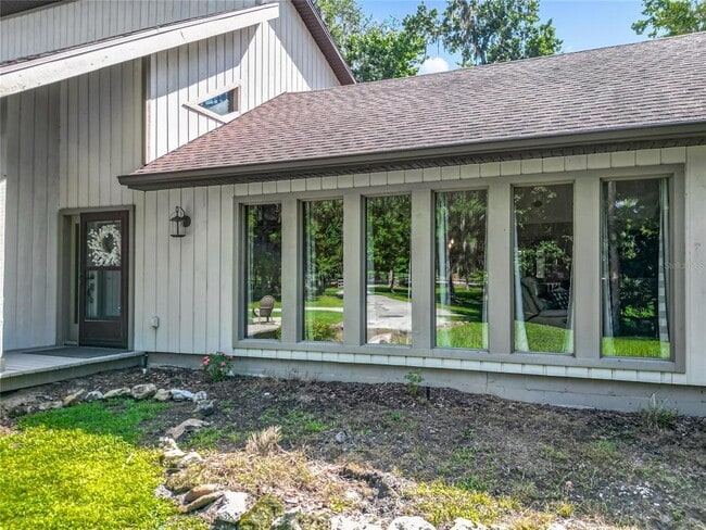 Building Photo - 4661 SW 7th Avenue Rd