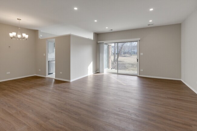 Building Photo - 1505 Mercury Dr