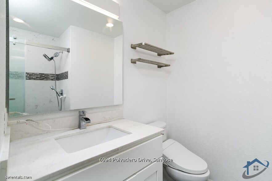 Building Photo - 6994 Polvadero Dr