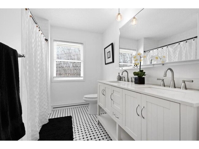 Building Photo - 25455 Nelsine Dr