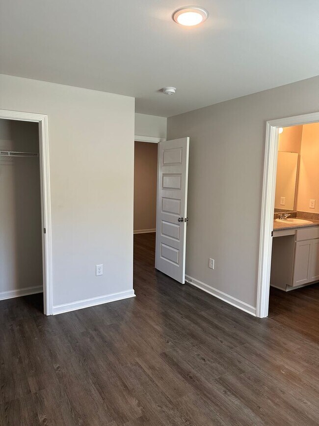 Building Photo - Pre-Leasing Now! Charming 3-Bedroom, 2.5-Bath Home in Cullman — Available Soon