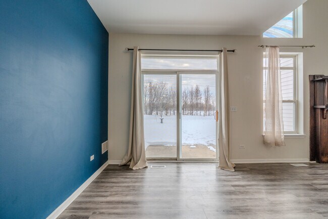 Building Photo - 1033 Key Largo Dr