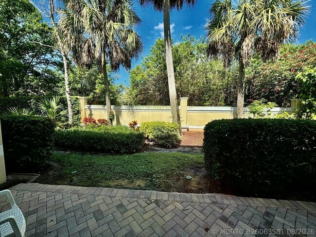Building Photo - 22162 Majestic Woods Way