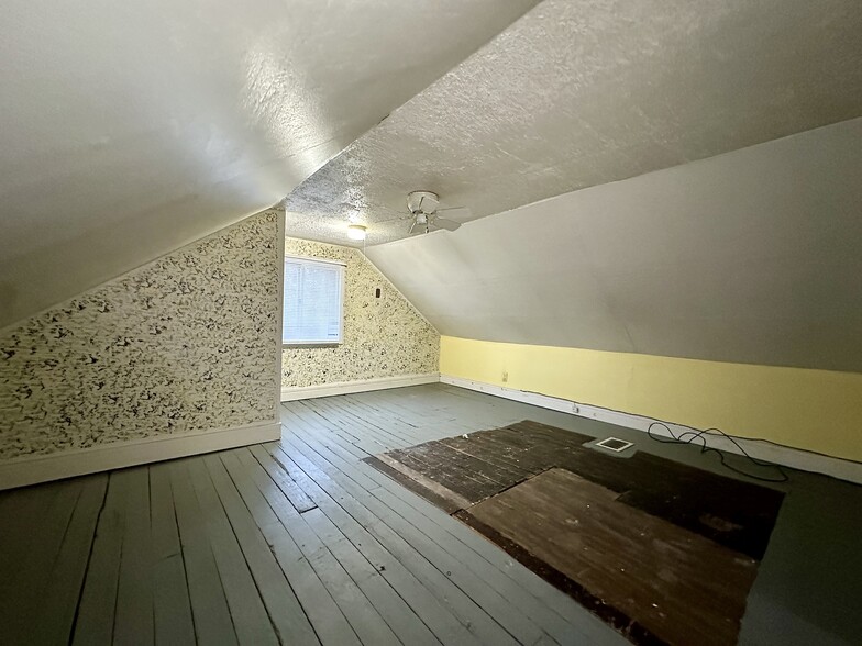 Building Photo - 715 Rear Mabel St