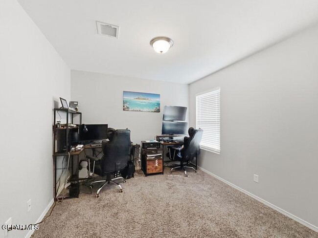 Building Photo - 13828 Summer Story Ave