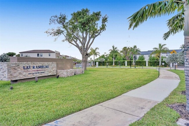 Building Photo - 360 NE 208th Terrace