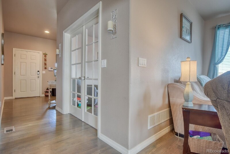 Building Photo - 1845 Bulrush Way