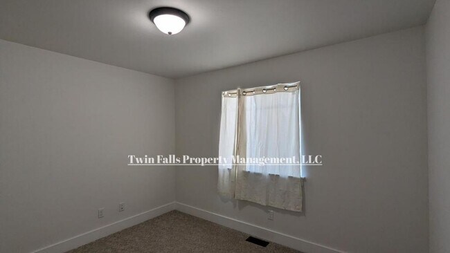 Building Photo - 1316 Kyla Ct