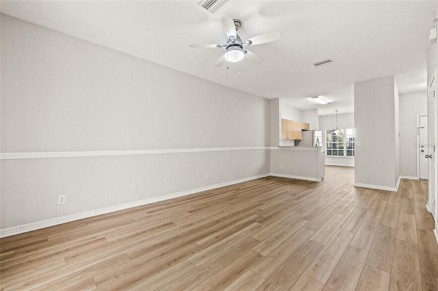 Building Photo - 10979 Winter Crest Dr