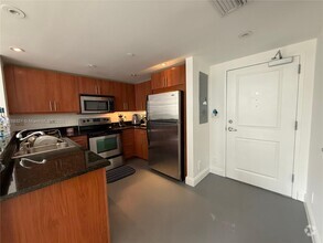 Building Photo - 111 E Flagler St