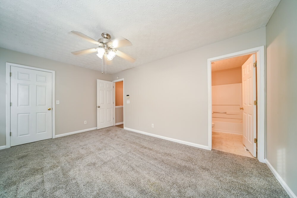 Building Photo - 1351 Hollenbeck Ln